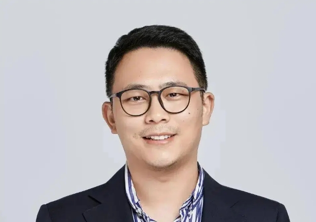 阿里CEO敲钟路上投了华科校友天使轮，十年后收获一个IPO